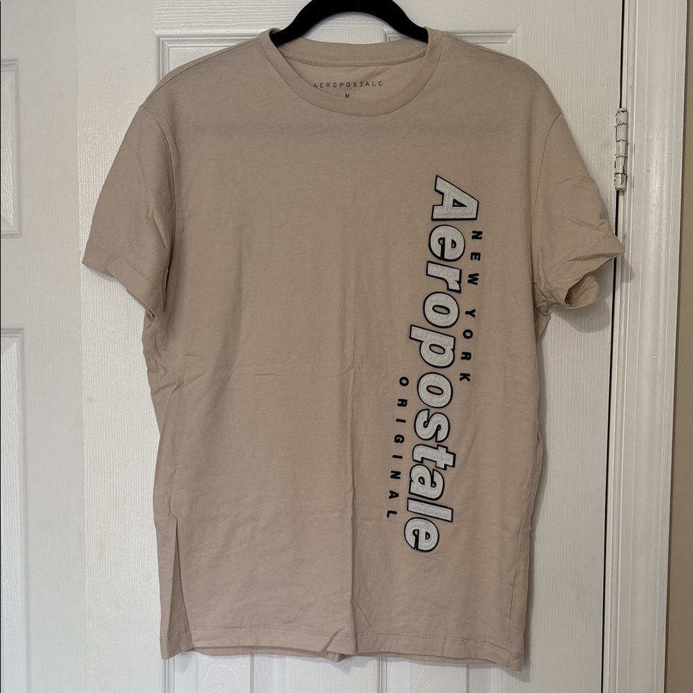 💙 Aeropostale Graphic Shirt